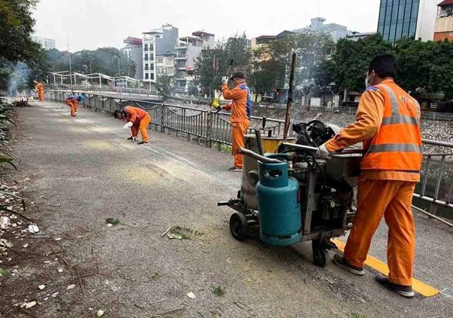 Hanoi pilots separate cycle lane to reduce environmental pollution